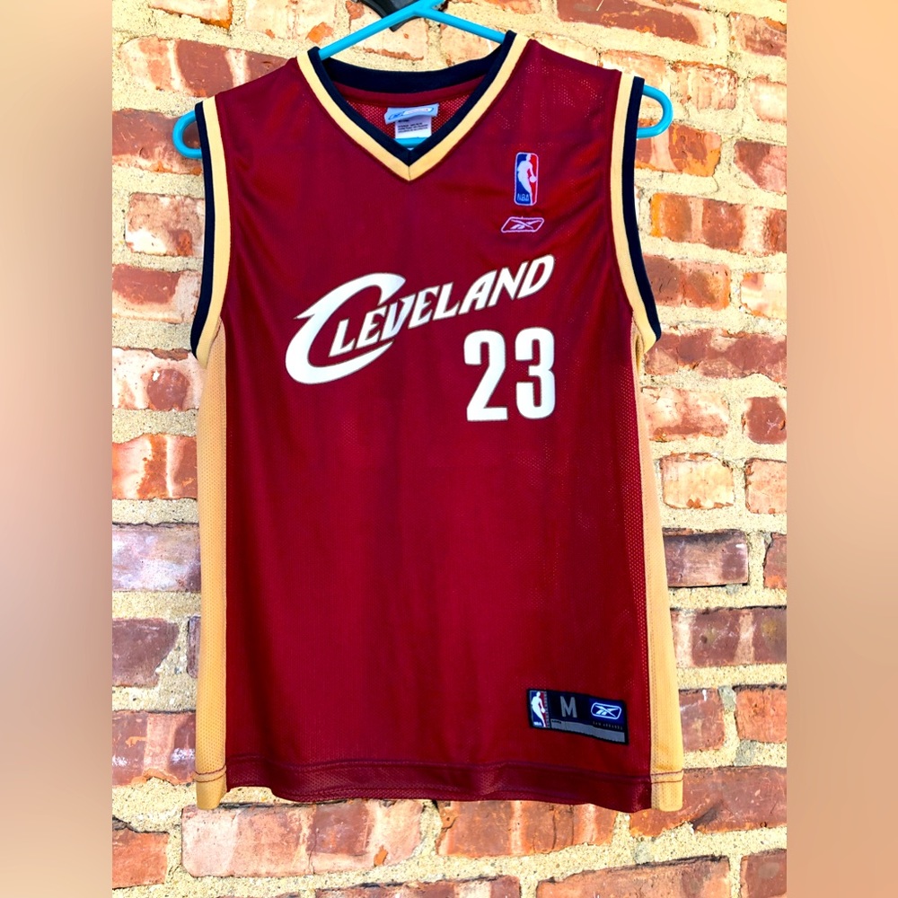 Youth Reebok NBA Lebron James #23 Cleveland Cavaliers Jersey size Medium